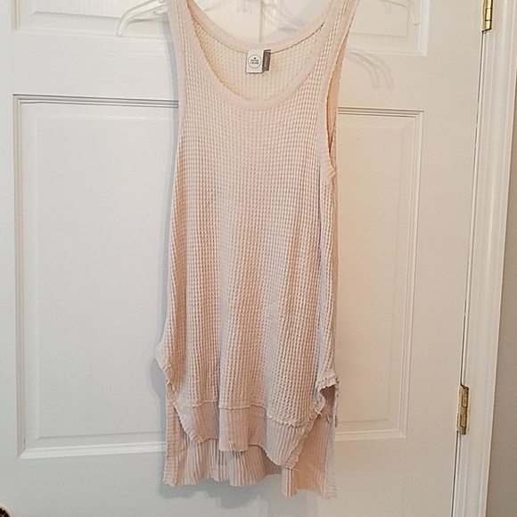 Anthropologie Tops - EUC Paper Crane Anthro long woven tank top cream